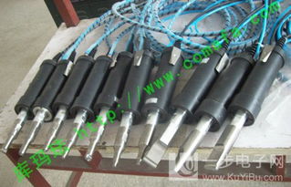 手持式超声波点焊机在长春汽车配件厂的应用 塑料内饰件与隔音材料的精密焊接解决方案